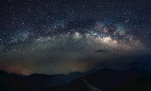脸上痘痘又红又痒用什么药、脸上痘痘吃什么药效果好 -脸上痘痘很痒吃什么药网